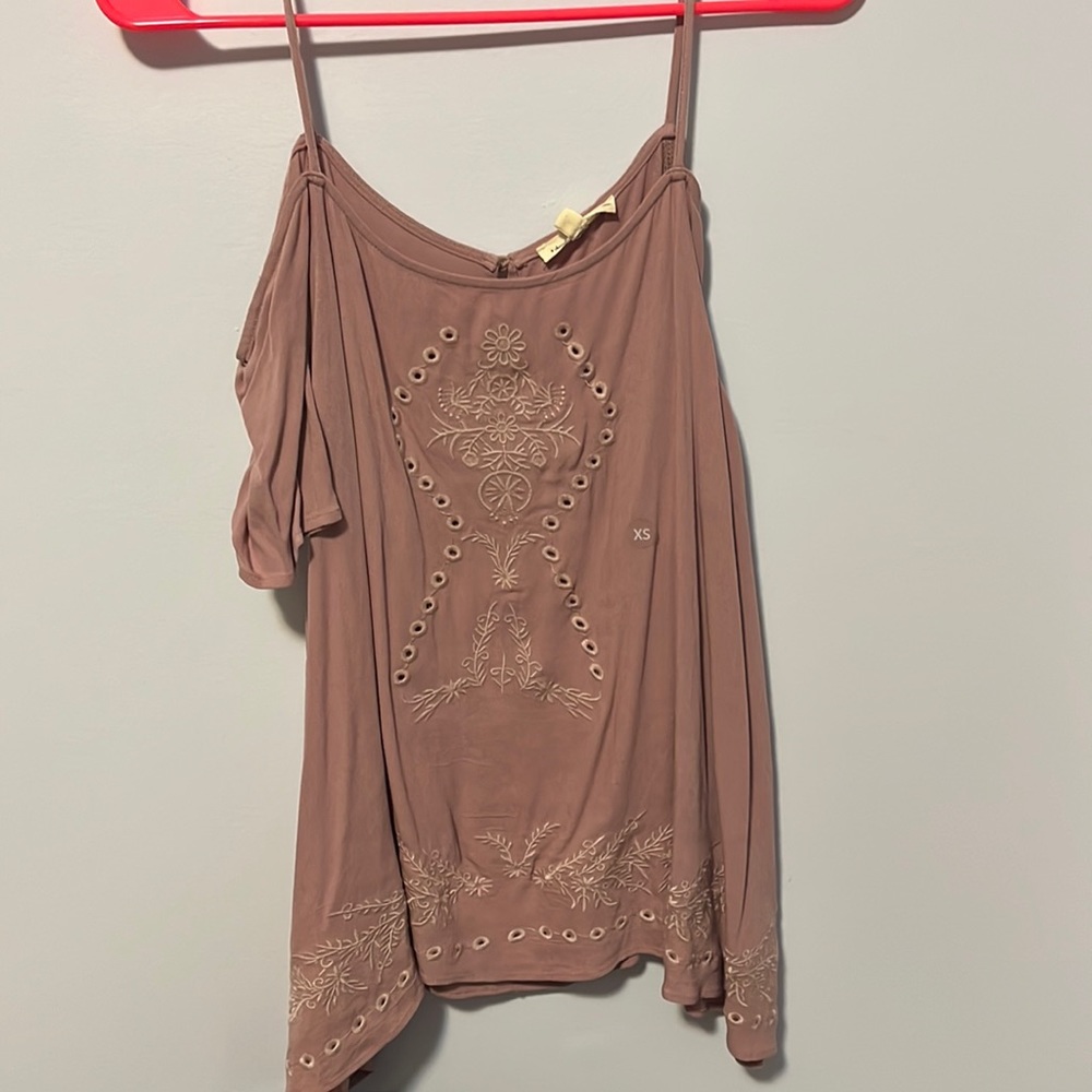 4 tank top blouses